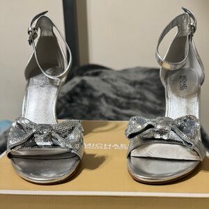 MICHEAL KORS PARIS SANDAL METALLIC LEATHER
40R8PRHAIM